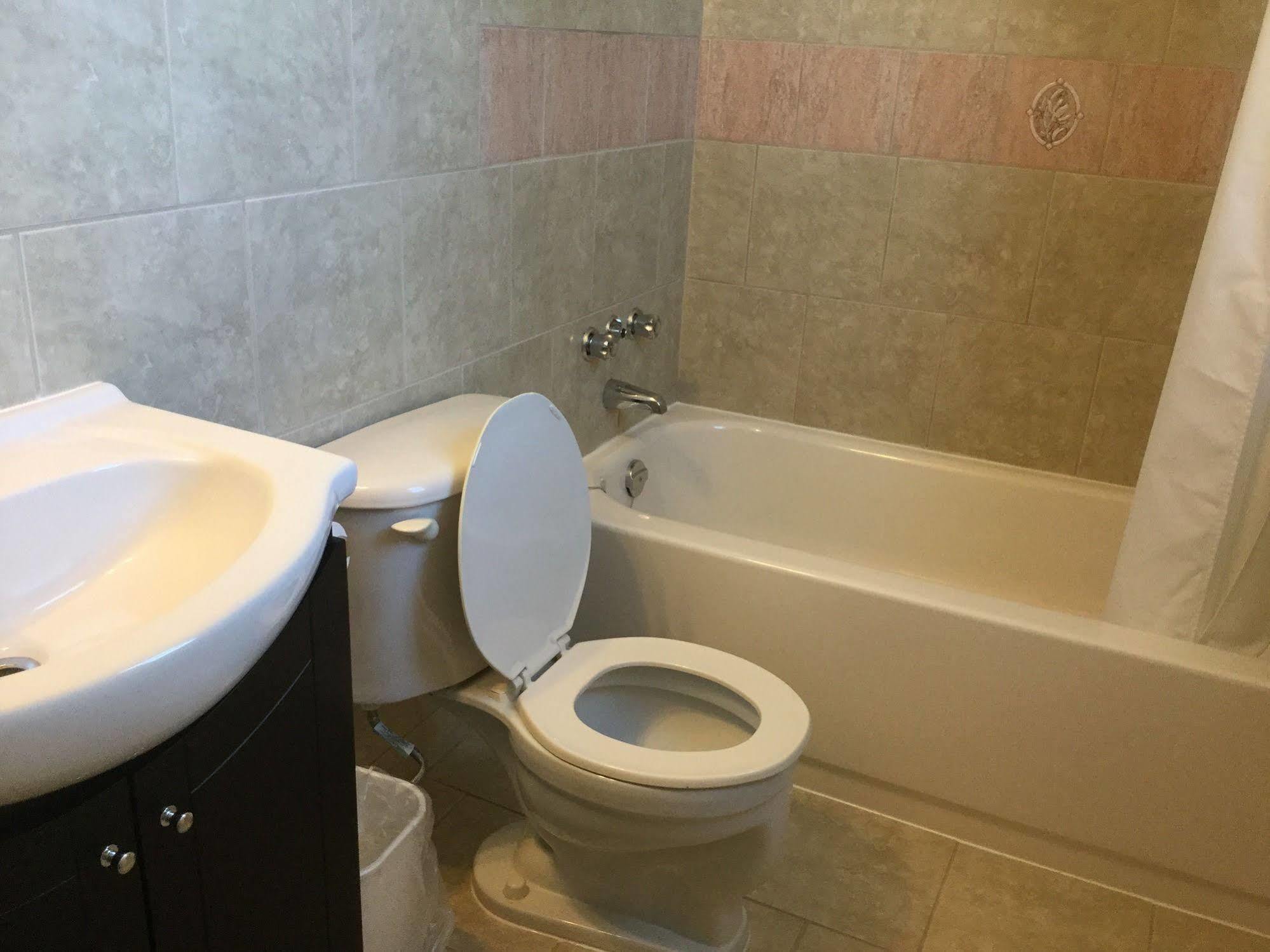 A1 Hotel Niagara Falls